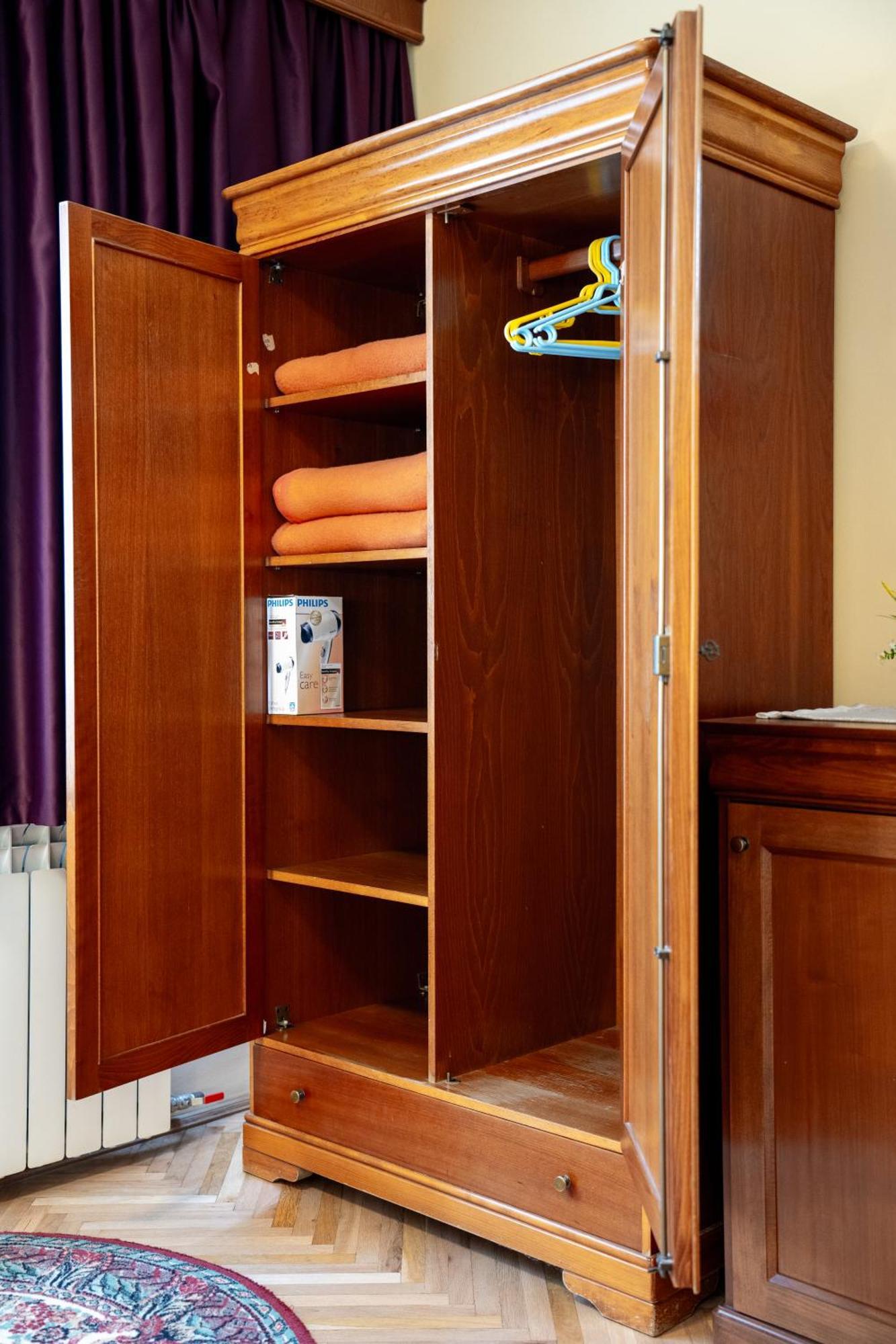 Hotel Lilla Panzio à Odorheiu Secuiesc Extérieur photo