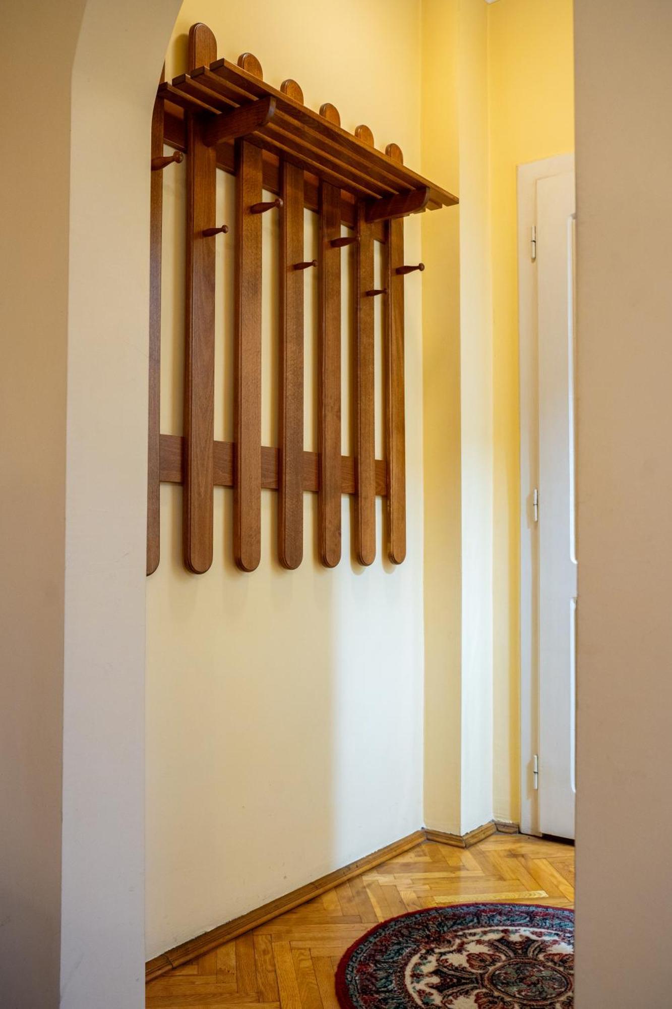 Hotel Lilla Panzio à Odorheiu Secuiesc Extérieur photo